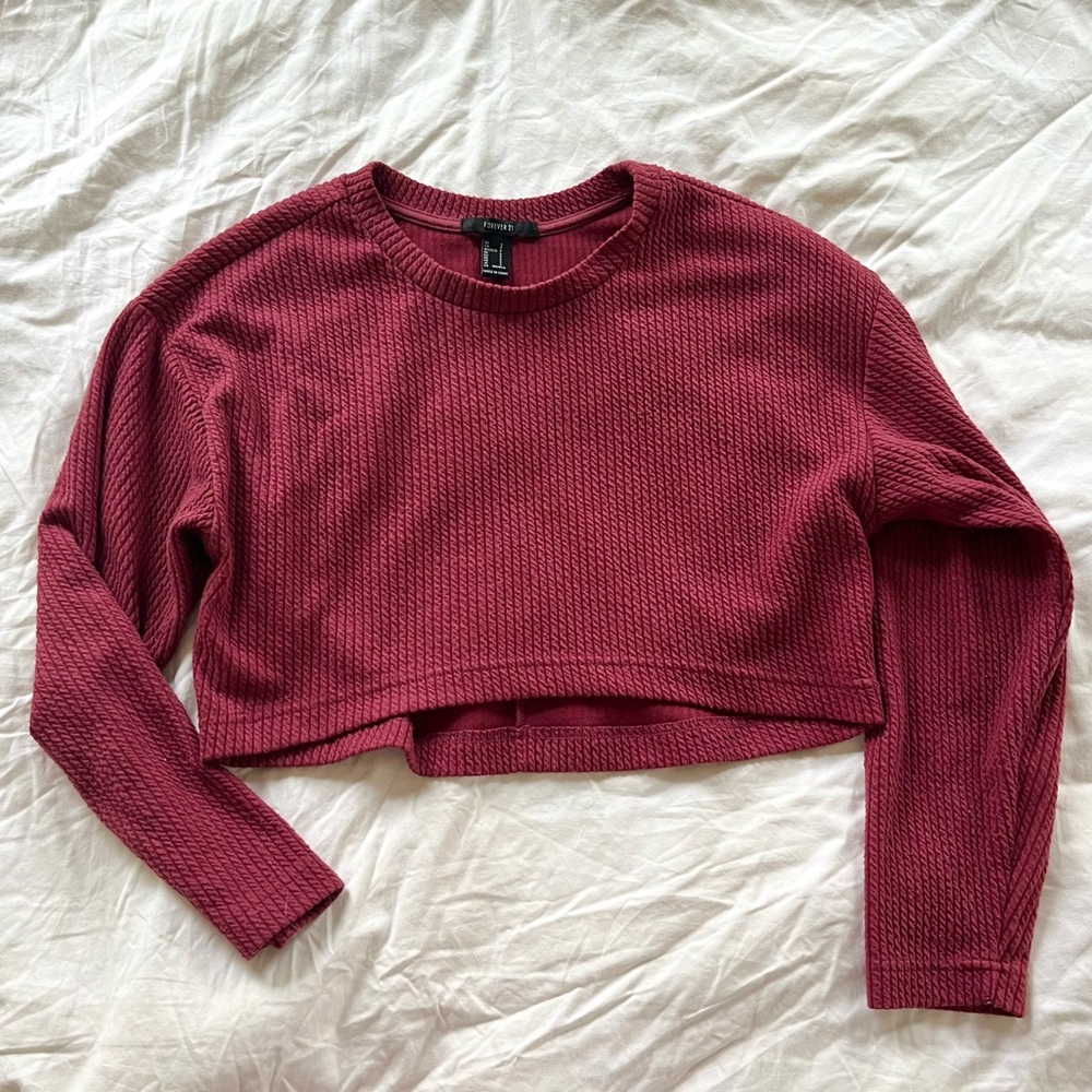 Maroon / Dark red-pink Forever 21 Cropped Long-Sleeved Top